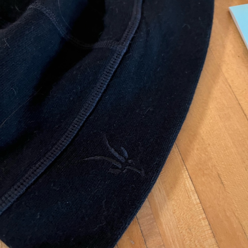 Ibex Shak Merino Wool Beanie Black Ponti Knit | One Size - Picture 3 of 5
